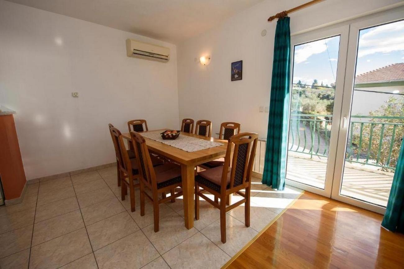 Apartments By The Sea Suhi Potok, Omis - 14555 เยเซนิเซ ภายนอก รูปภาพ