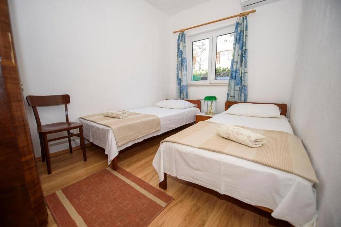 Apartments By The Sea Suhi Potok, Omis - 14555 เยเซนิเซ ภายนอก รูปภาพ